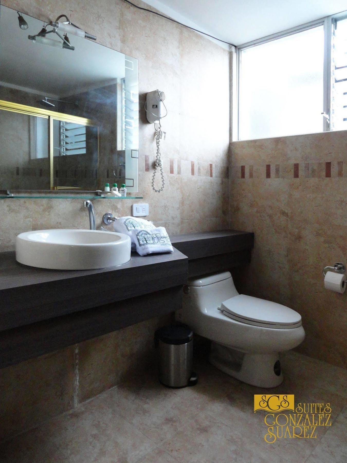 Hotel Suites Gonzalez Suarez Quito Extérieur photo