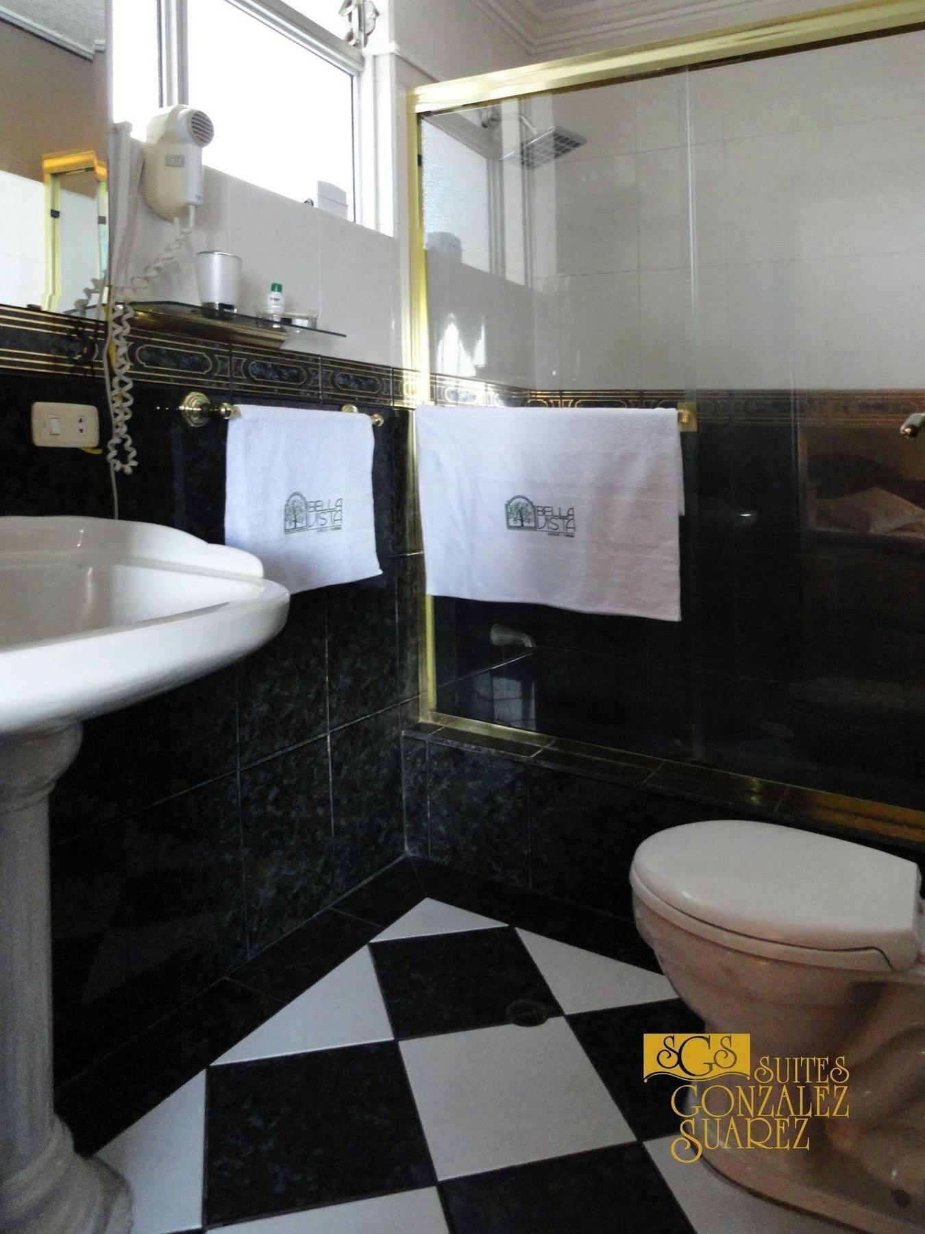 Hotel Suites Gonzalez Suarez Quito Extérieur photo